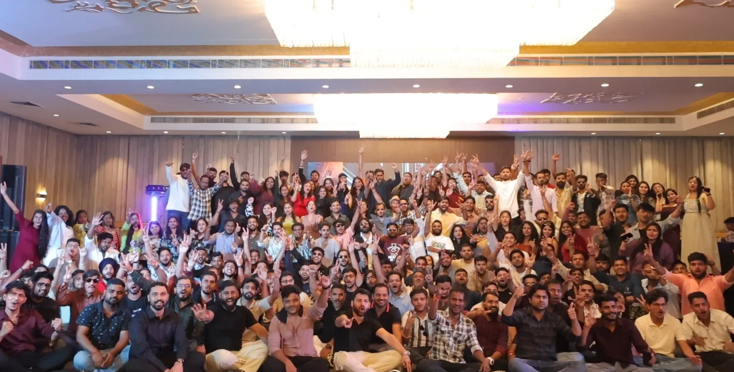 The FloBiz team